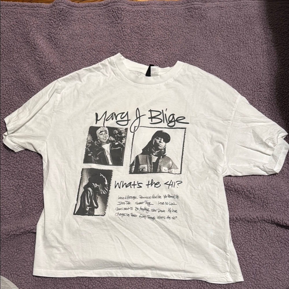 H&M White Graphic Tee